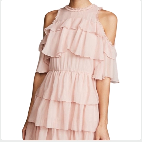 Alice + Olivia Nichola Cold Shoulder Ruffle Tiered Party Dress Blush Pink Size 8 - Picture 4 of 16